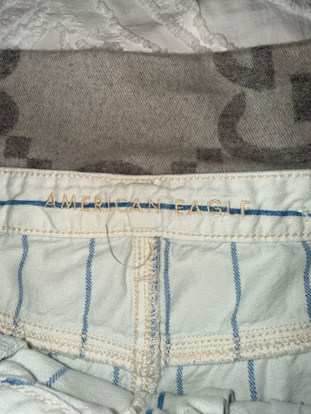 American Eagle White Mini Denim Skirt with Blue Pinstripes - Picture 4 of 9